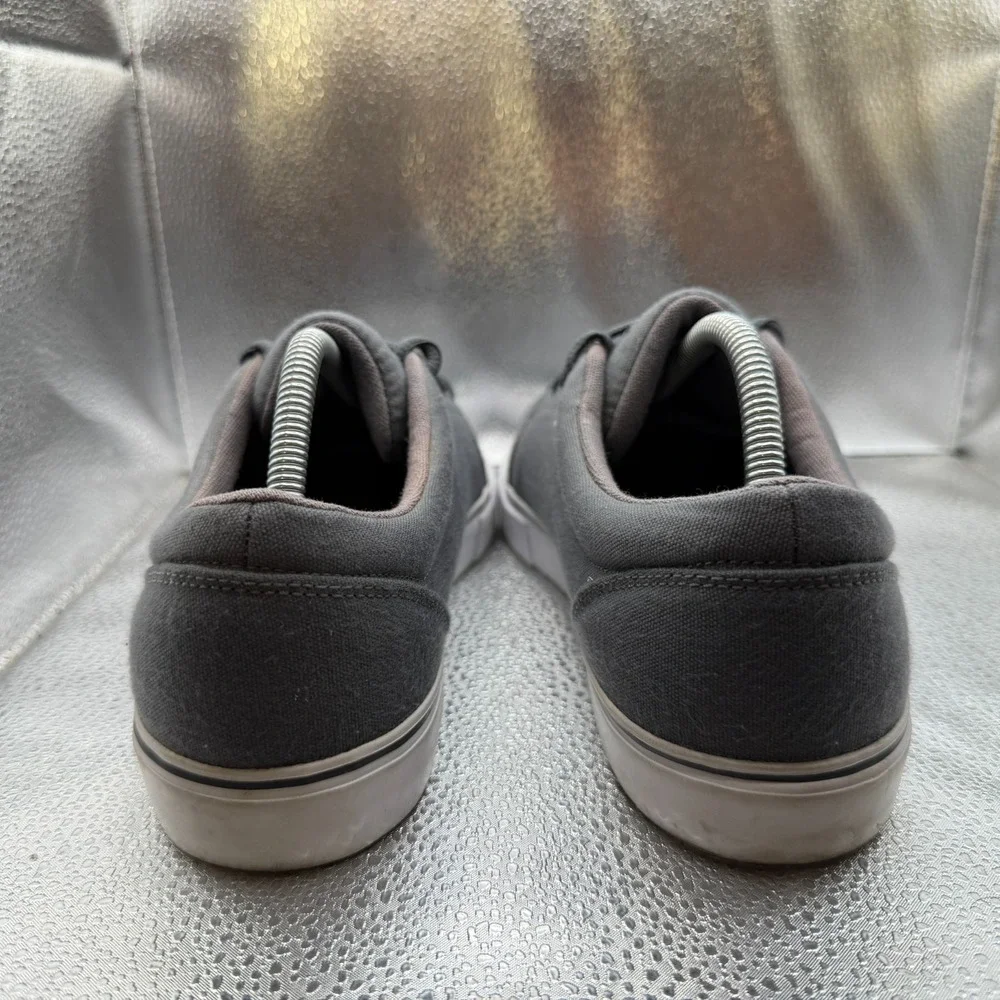 Nike product pair